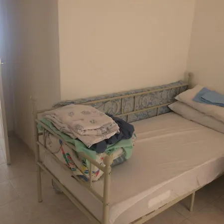 Habitacion En Apartamento Carlos Haya